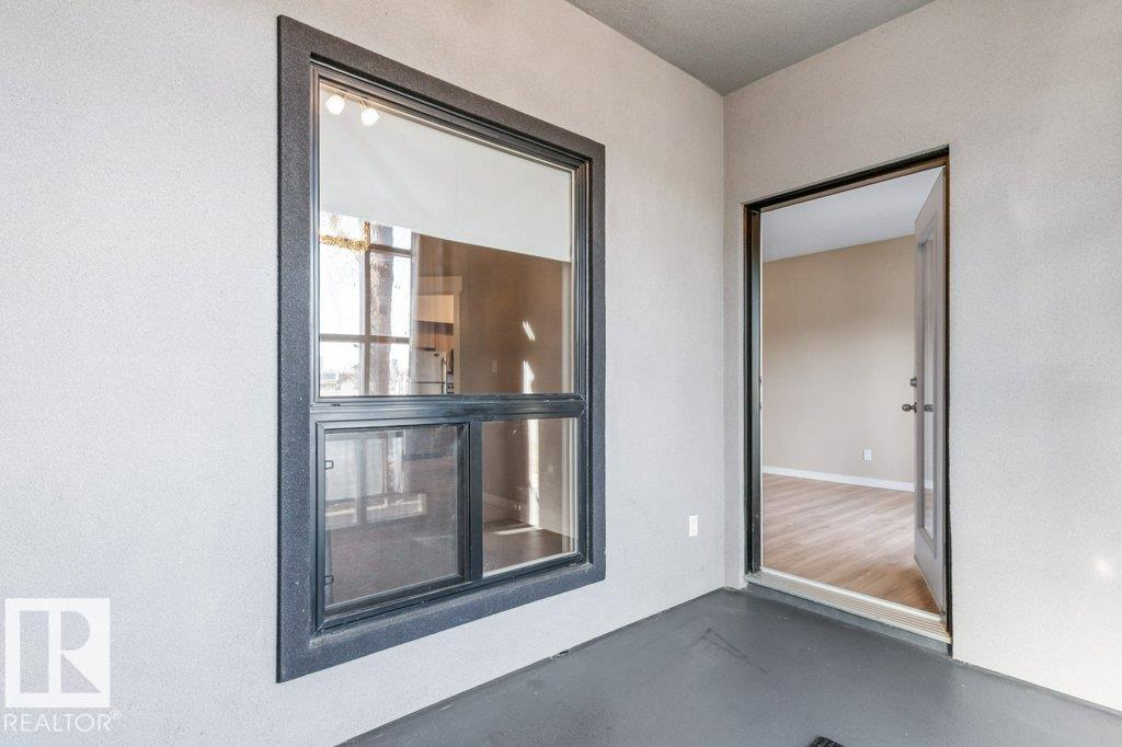 #114 10518 113 ST NW, Edmonton