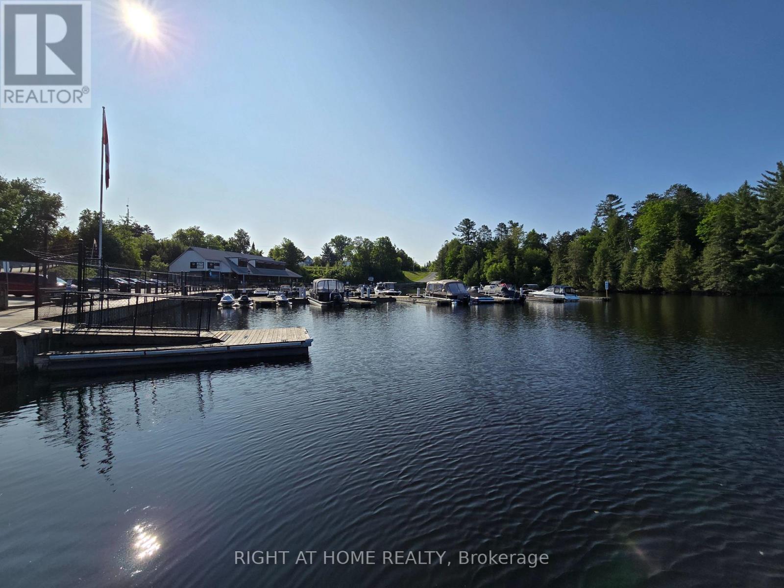 6 BAY VIEW COURT - 2