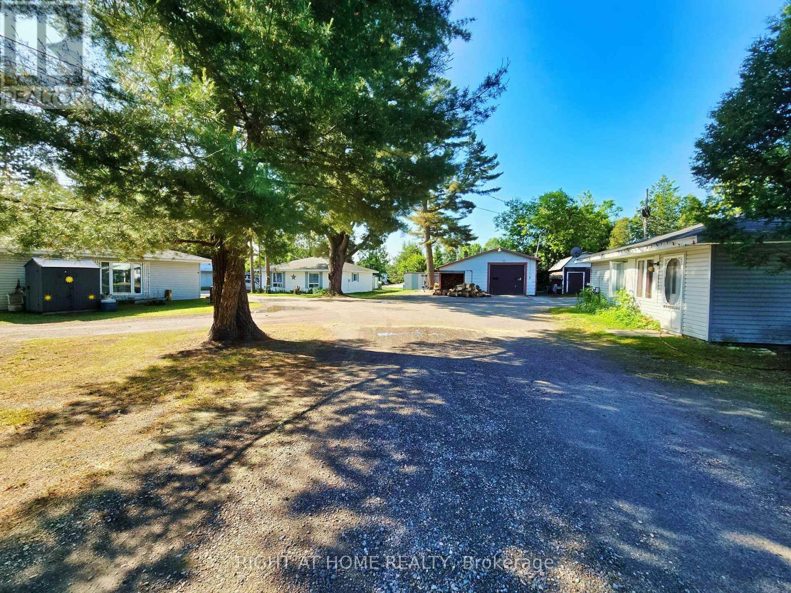 6 BAY VIEW COURT - 5