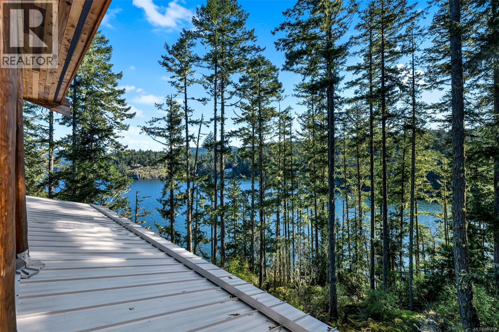 998 Gillespie Rd, Sooke