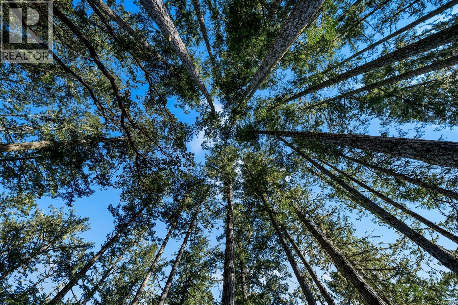 998 Gillespie Rd, Sooke