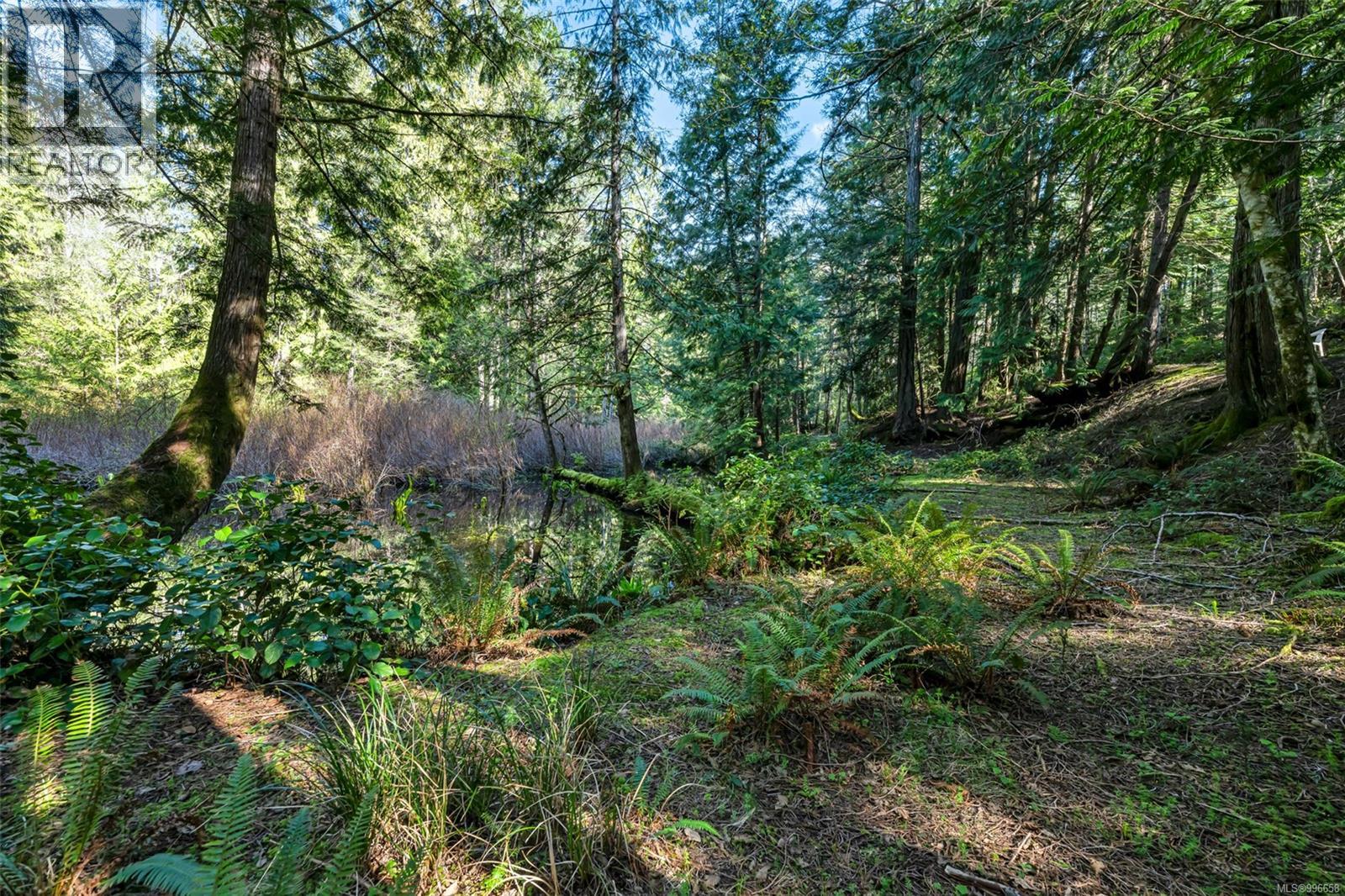 998 Gillespie Rd, Sooke