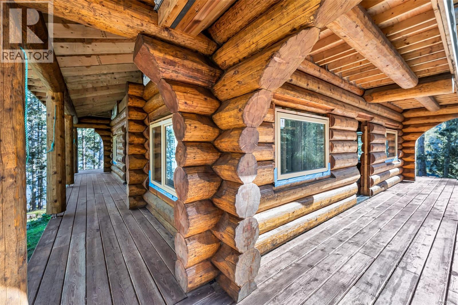 998 Gillespie Rd, Sooke