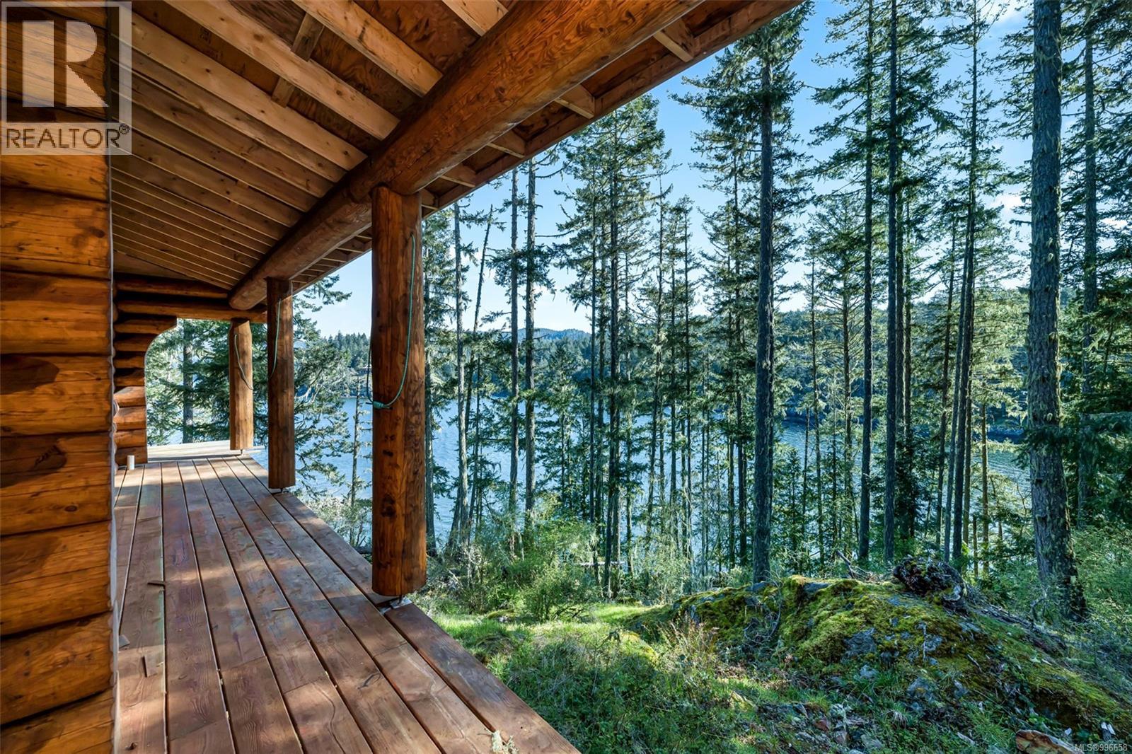 998 Gillespie Rd, Sooke