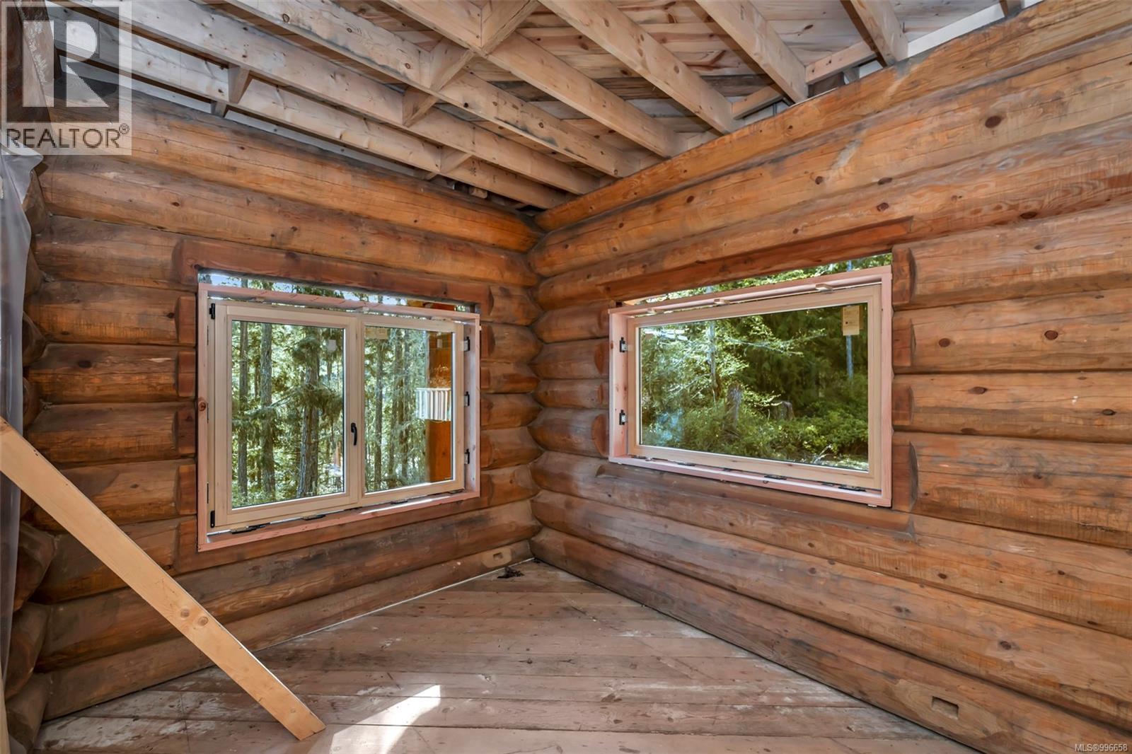 998 Gillespie Rd, Sooke