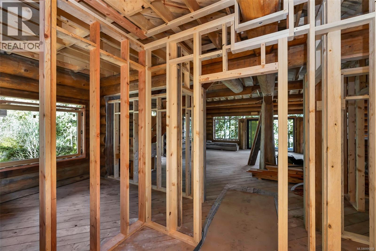 998 Gillespie Rd, Sooke