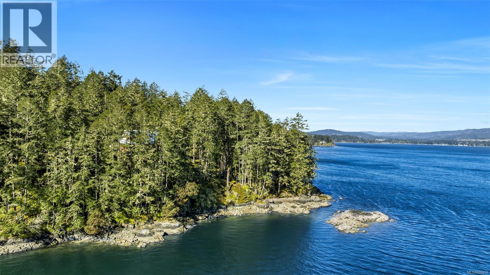 998 Gillespie Rd, Sooke