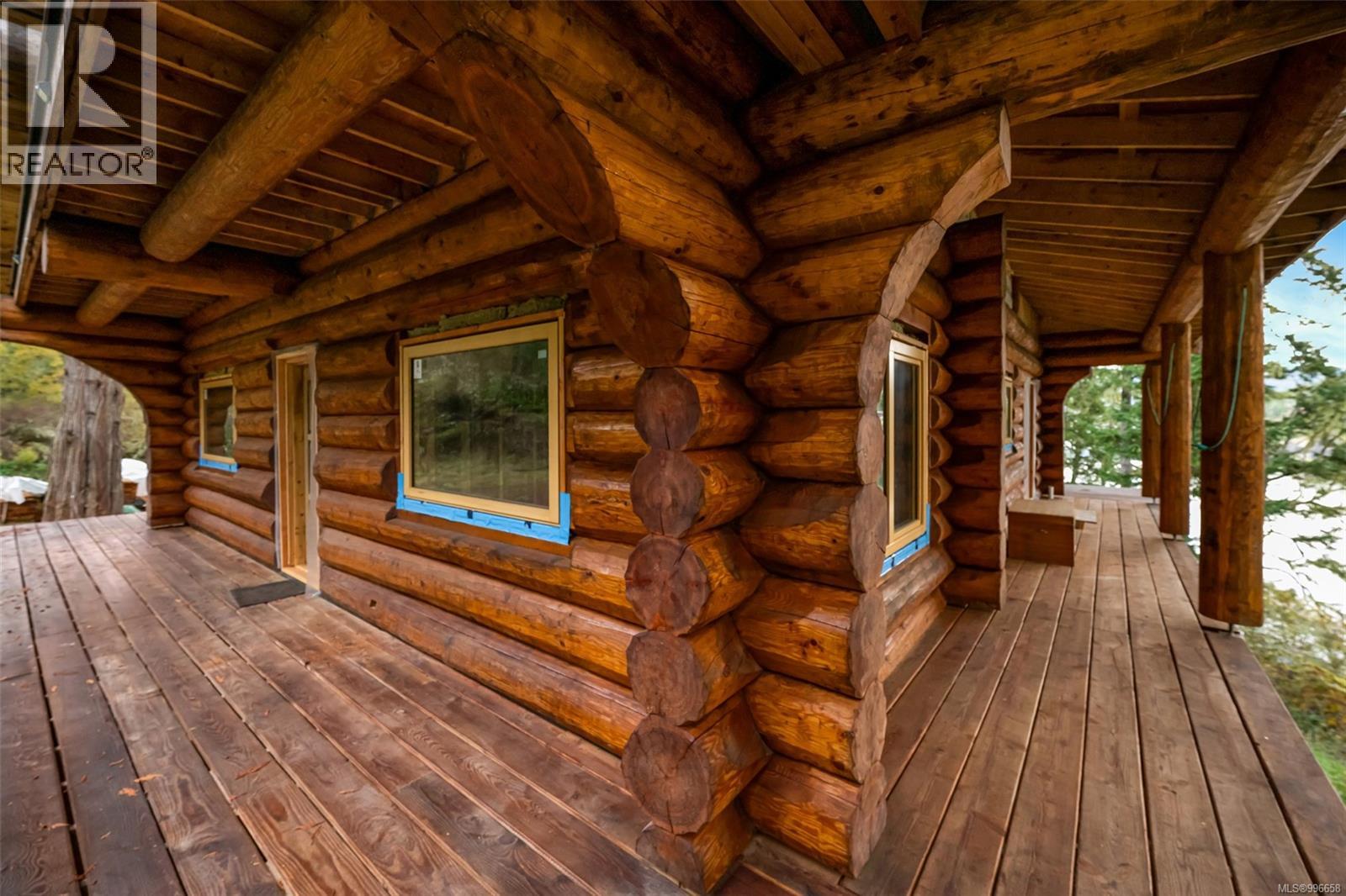 998 Gillespie Rd, Sooke