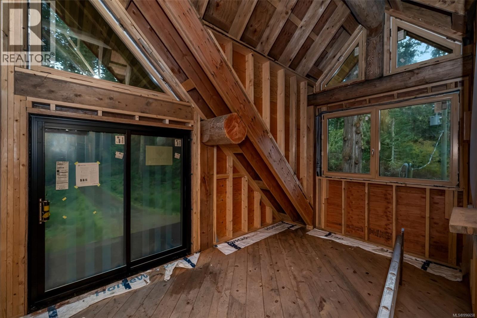 998 Gillespie Rd, Sooke