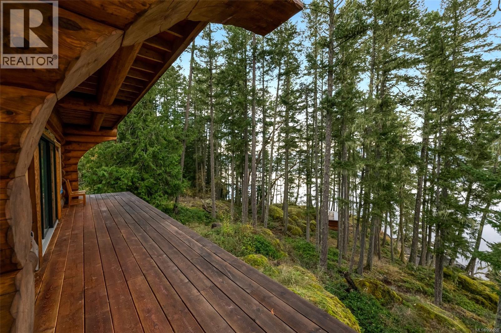 998 Gillespie Rd, Sooke