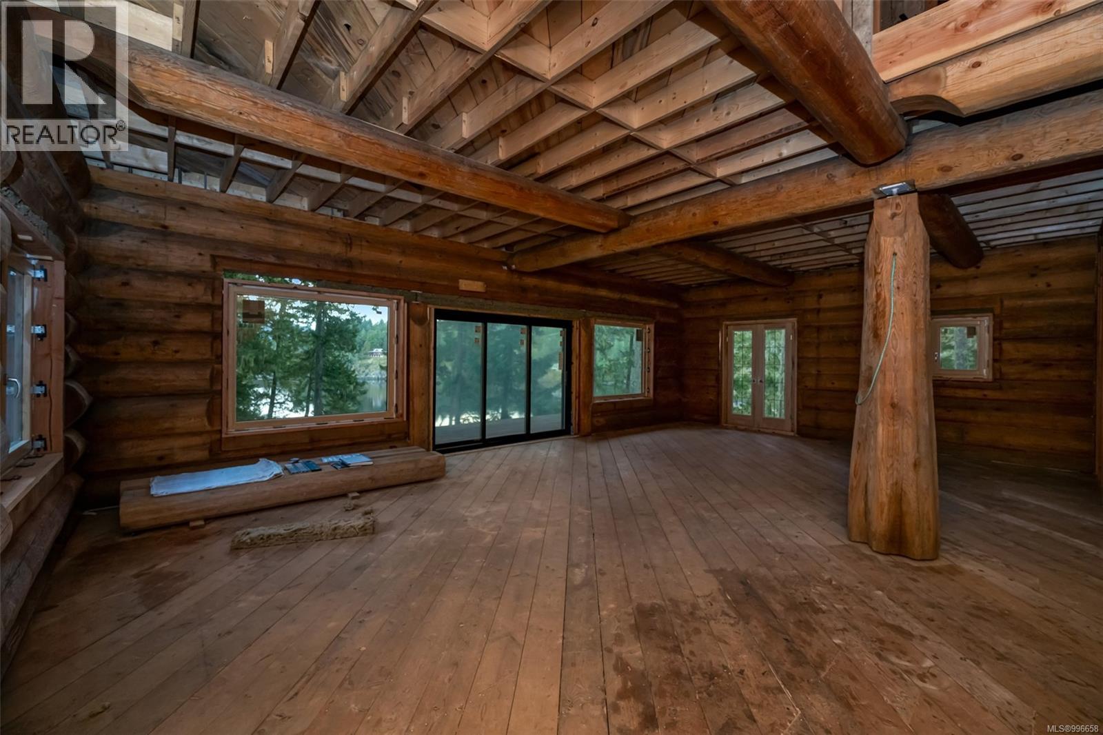 998 Gillespie Rd, Sooke