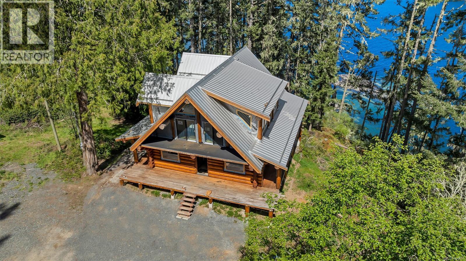 998 Gillespie Rd, Sooke