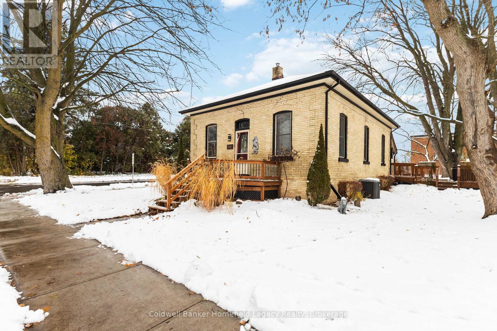 212 ANDREW STREET - Photo 4 of 50, South Huron (Exeter), Ontario