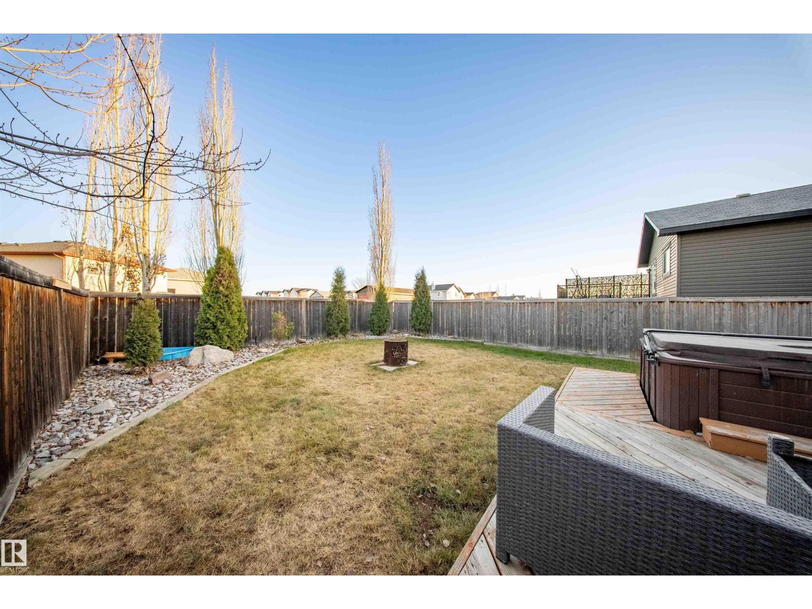 3203 49 ST, Beaumont