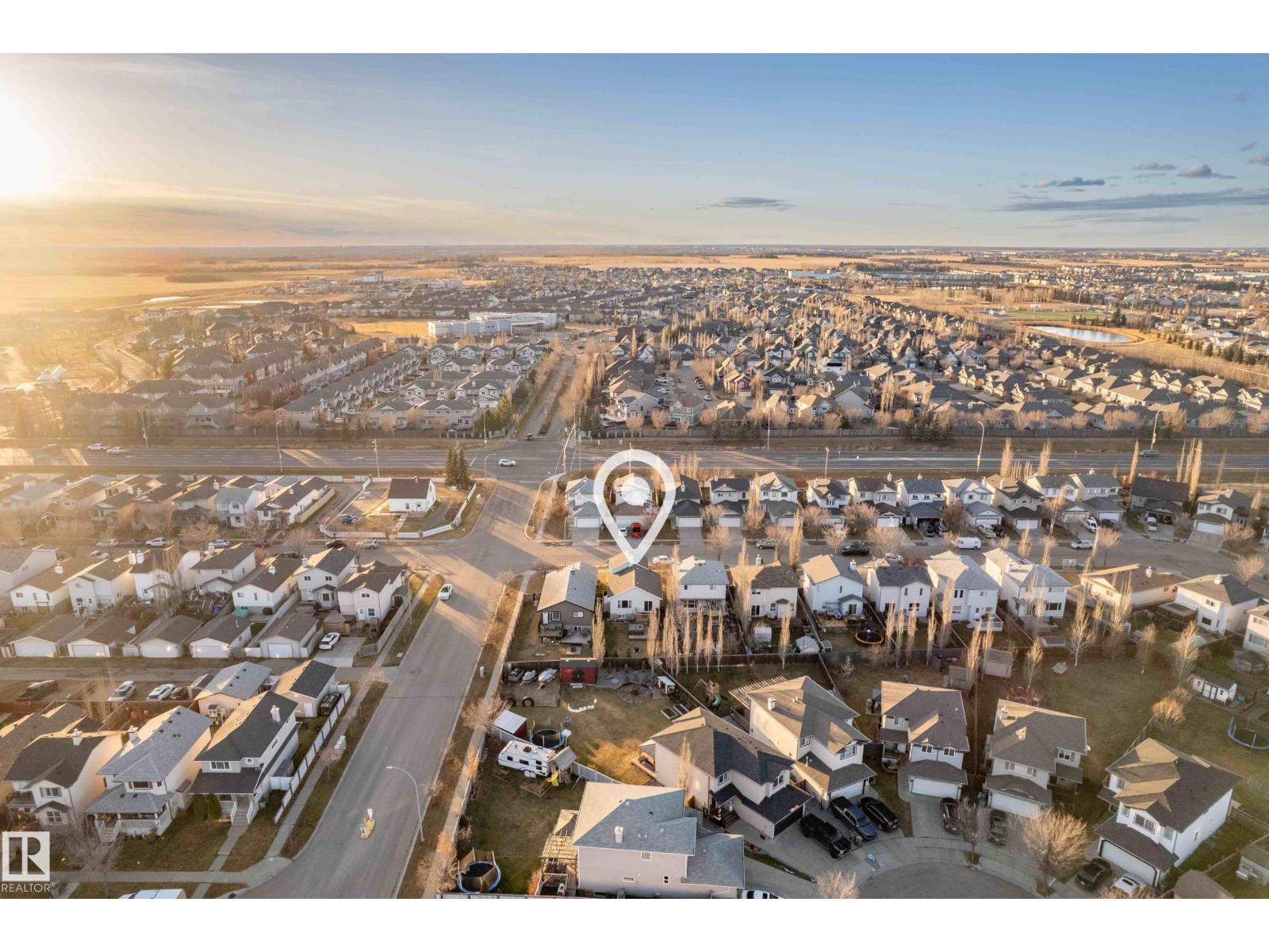 3203 49 ST, Beaumont