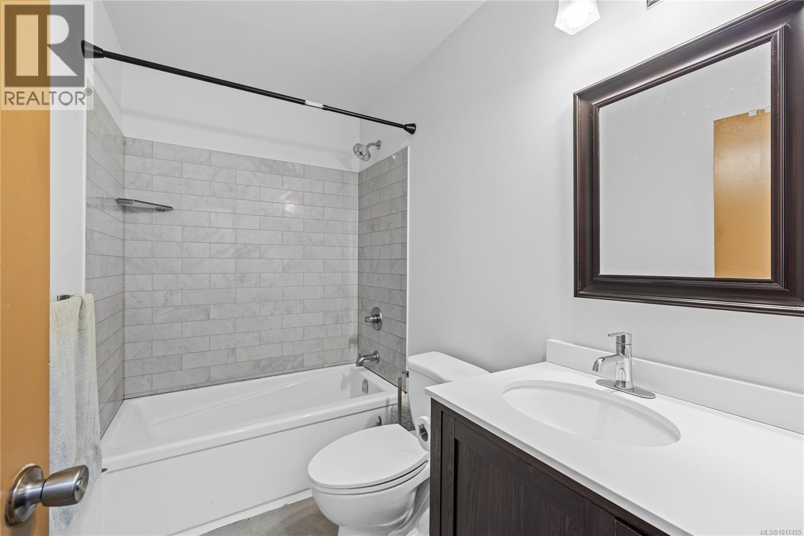 925 St. Andrews St, Nanaimo