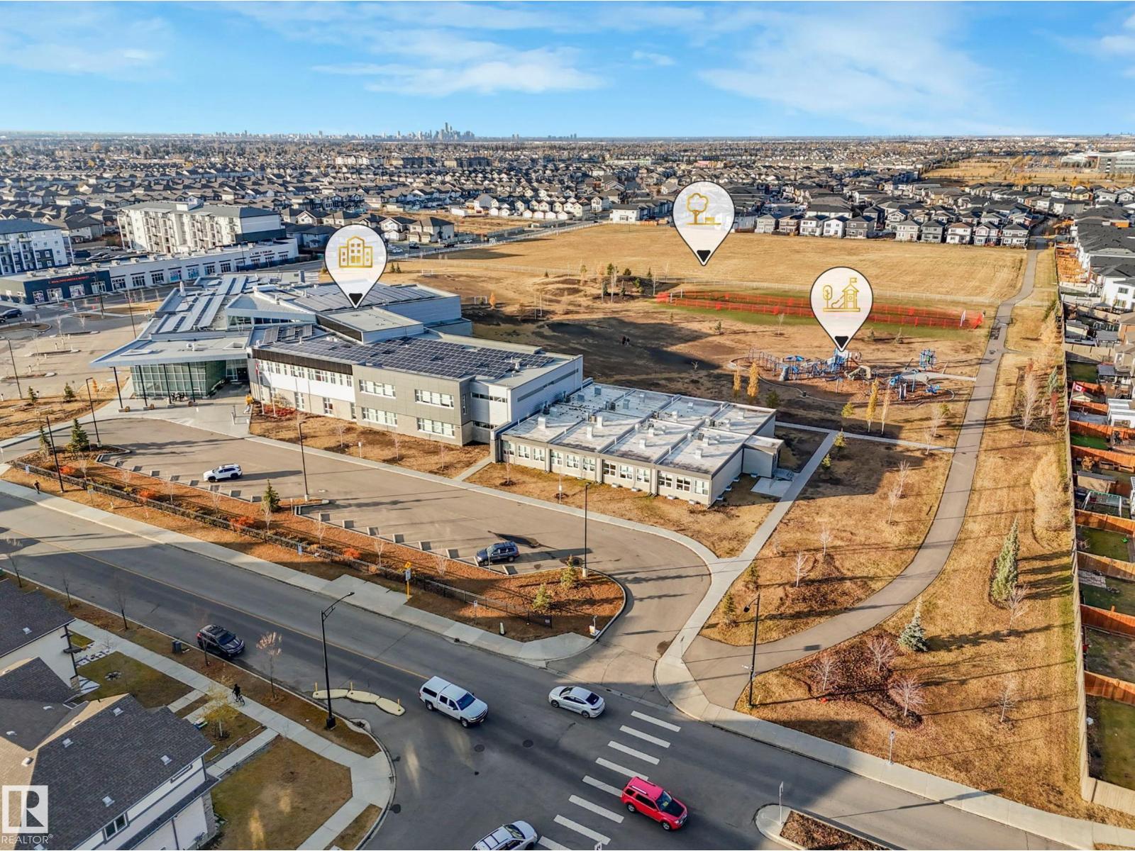 2412 14 AV NW, Edmonton