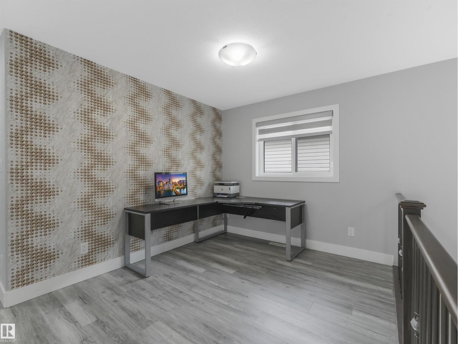 2412 14 AV NW, Edmonton