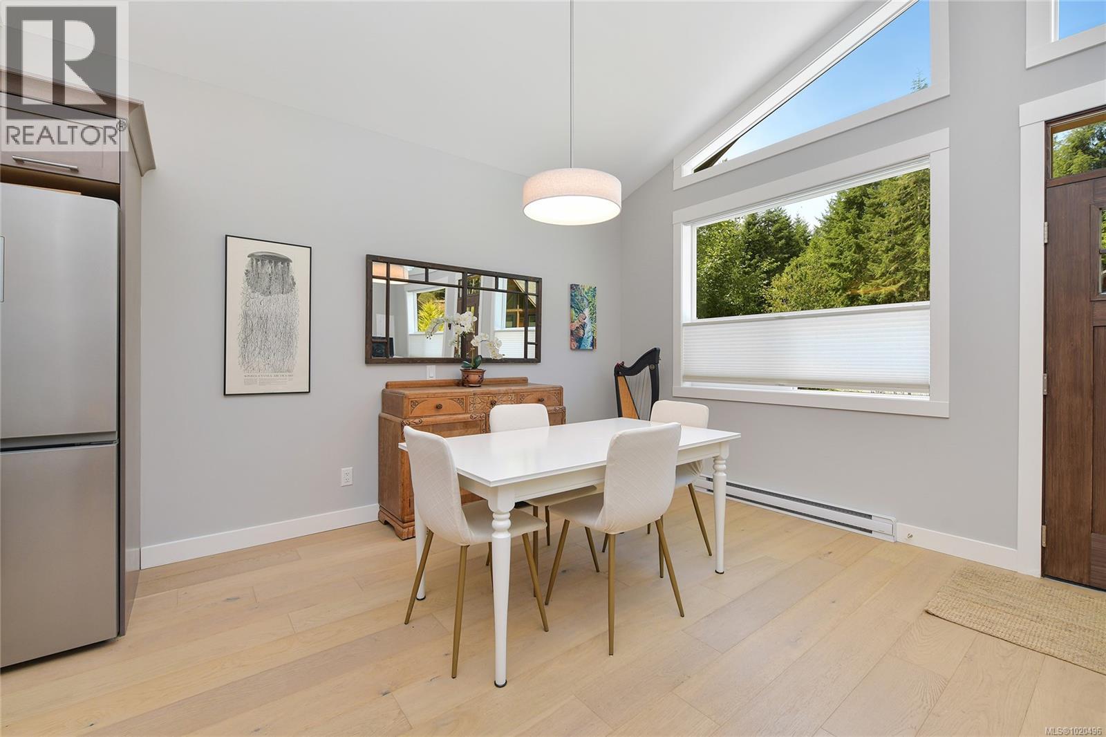  3822 TRAILHEAD Drive, Sooke