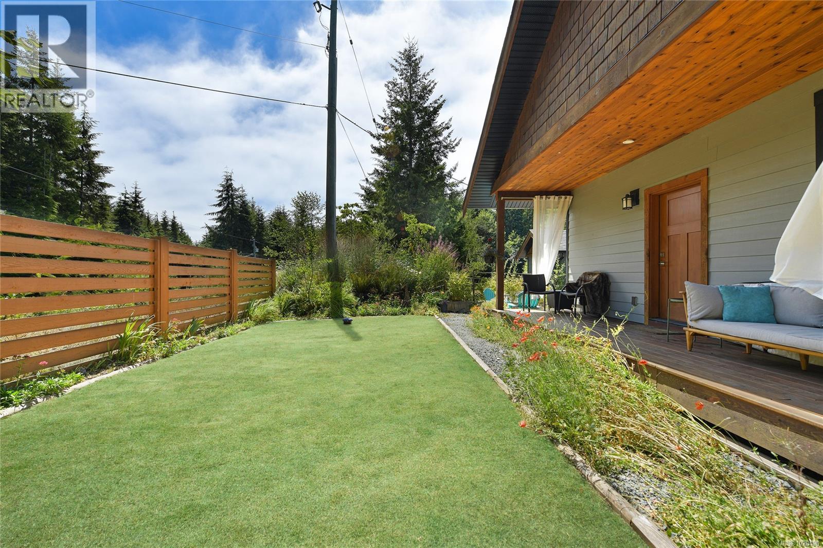  3822 TRAILHEAD Drive, Sooke