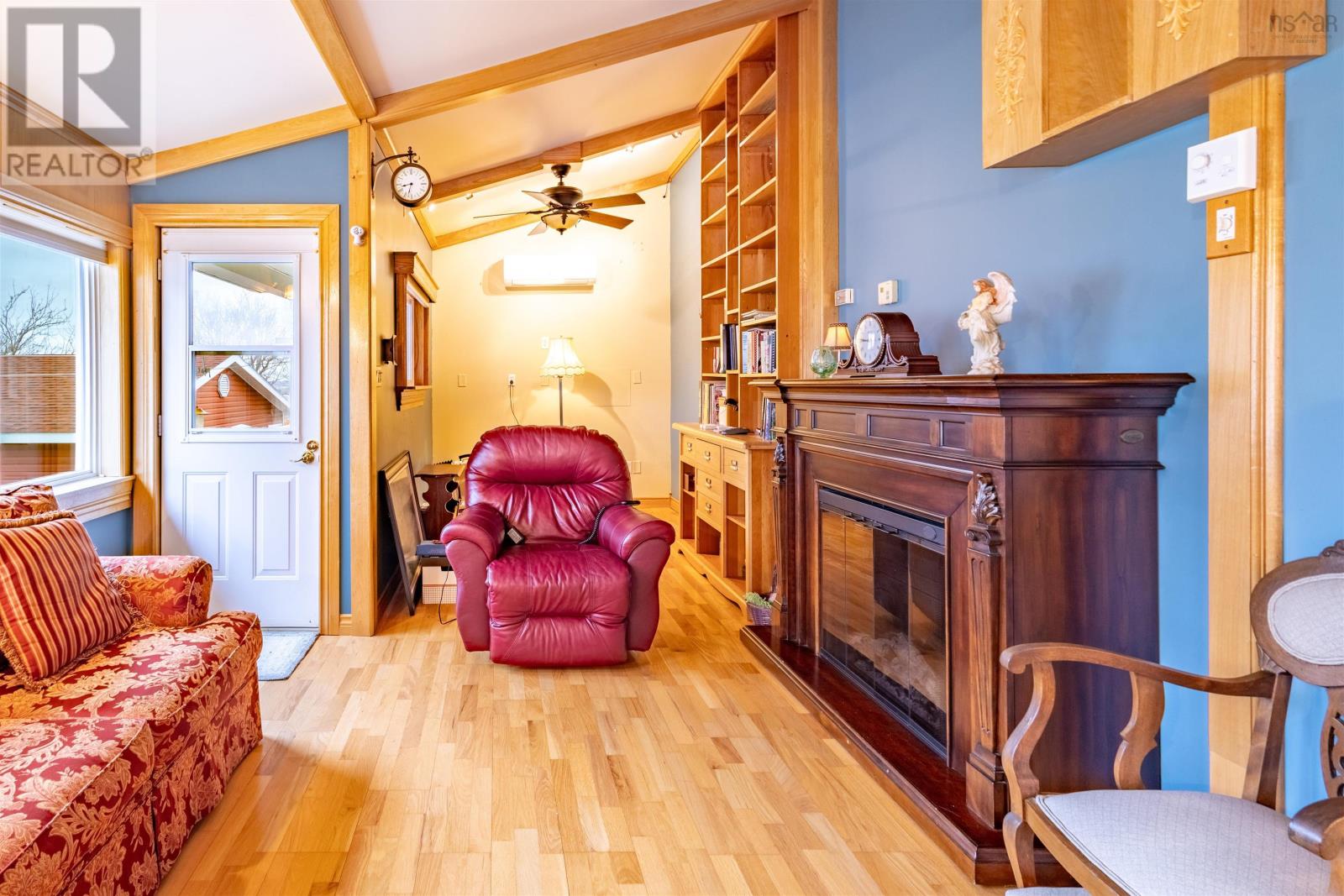 Property 27 of 50 of 31 Kennedy Avenue