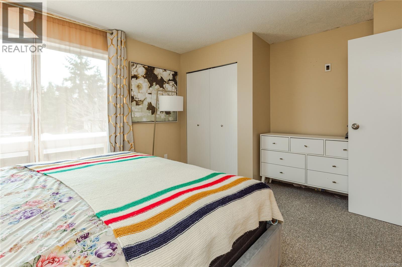 1664 Creekside Dr, Nanaimo