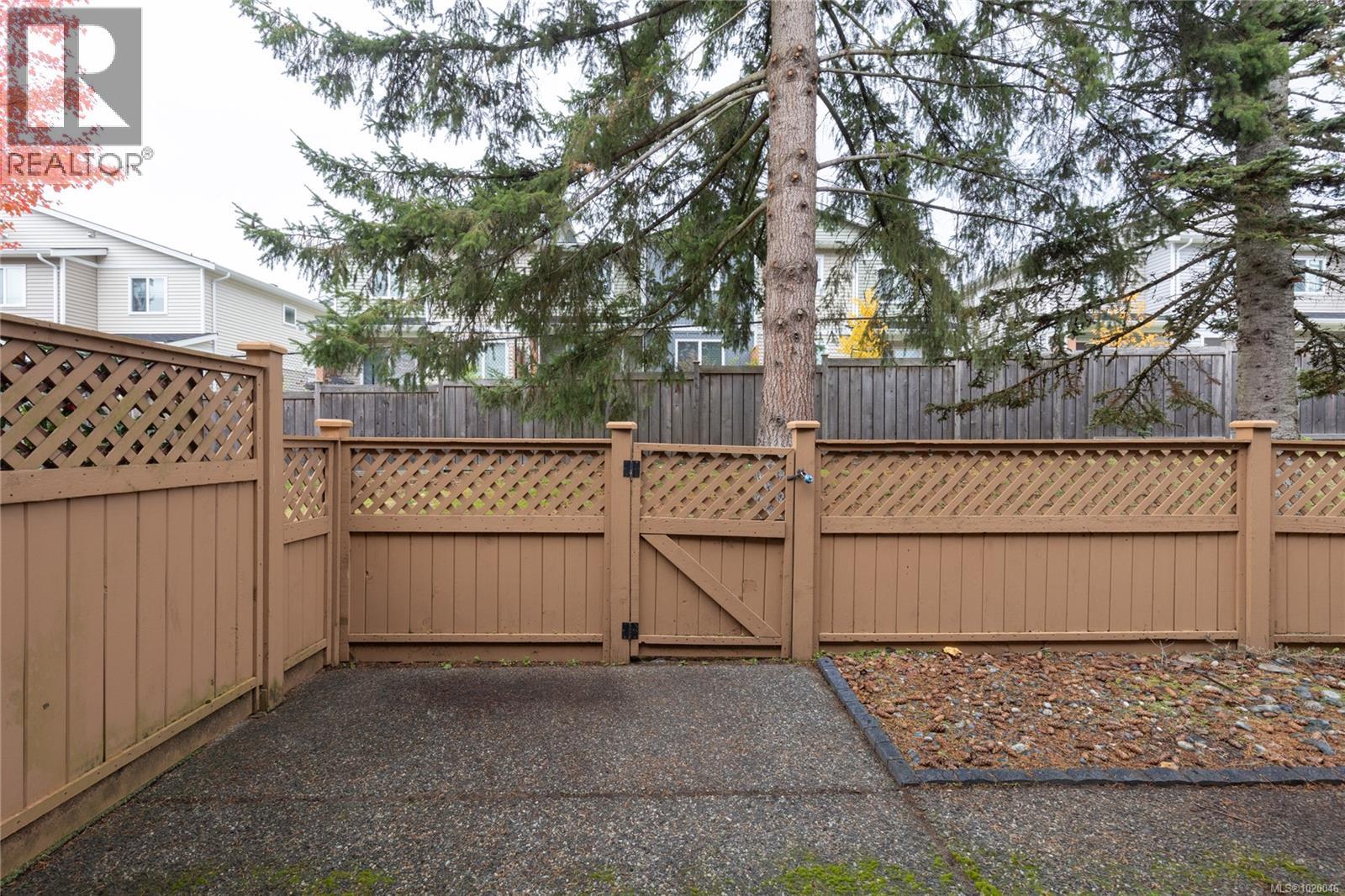 1664 Creekside Dr, Nanaimo