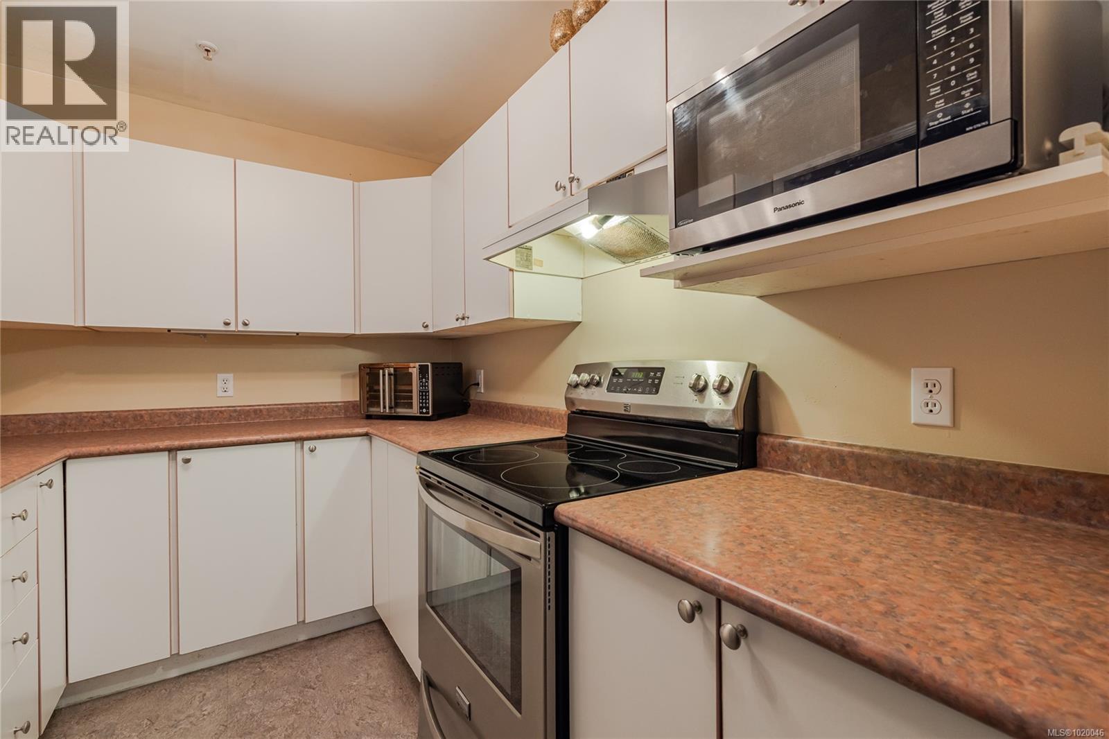 1664 Creekside Dr, Nanaimo