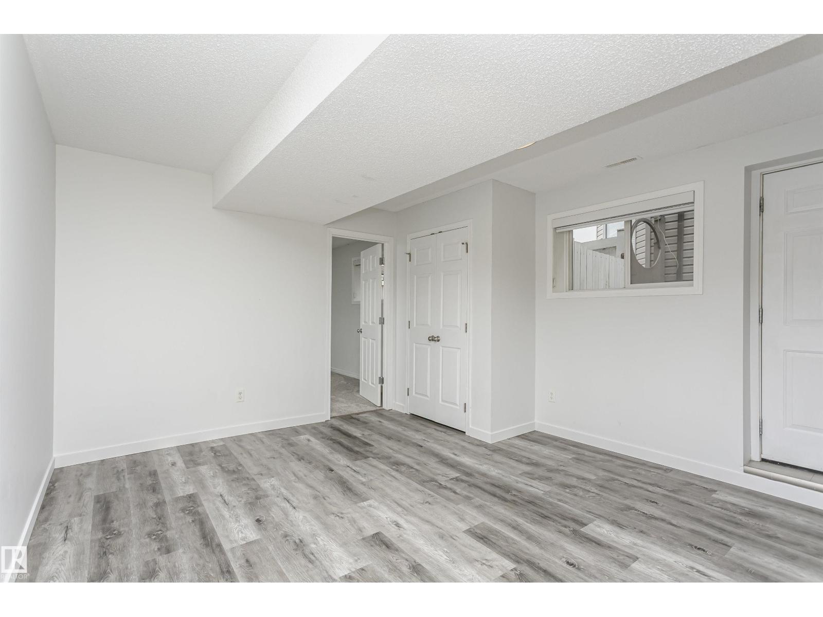 3248 21 ST NW, Edmonton