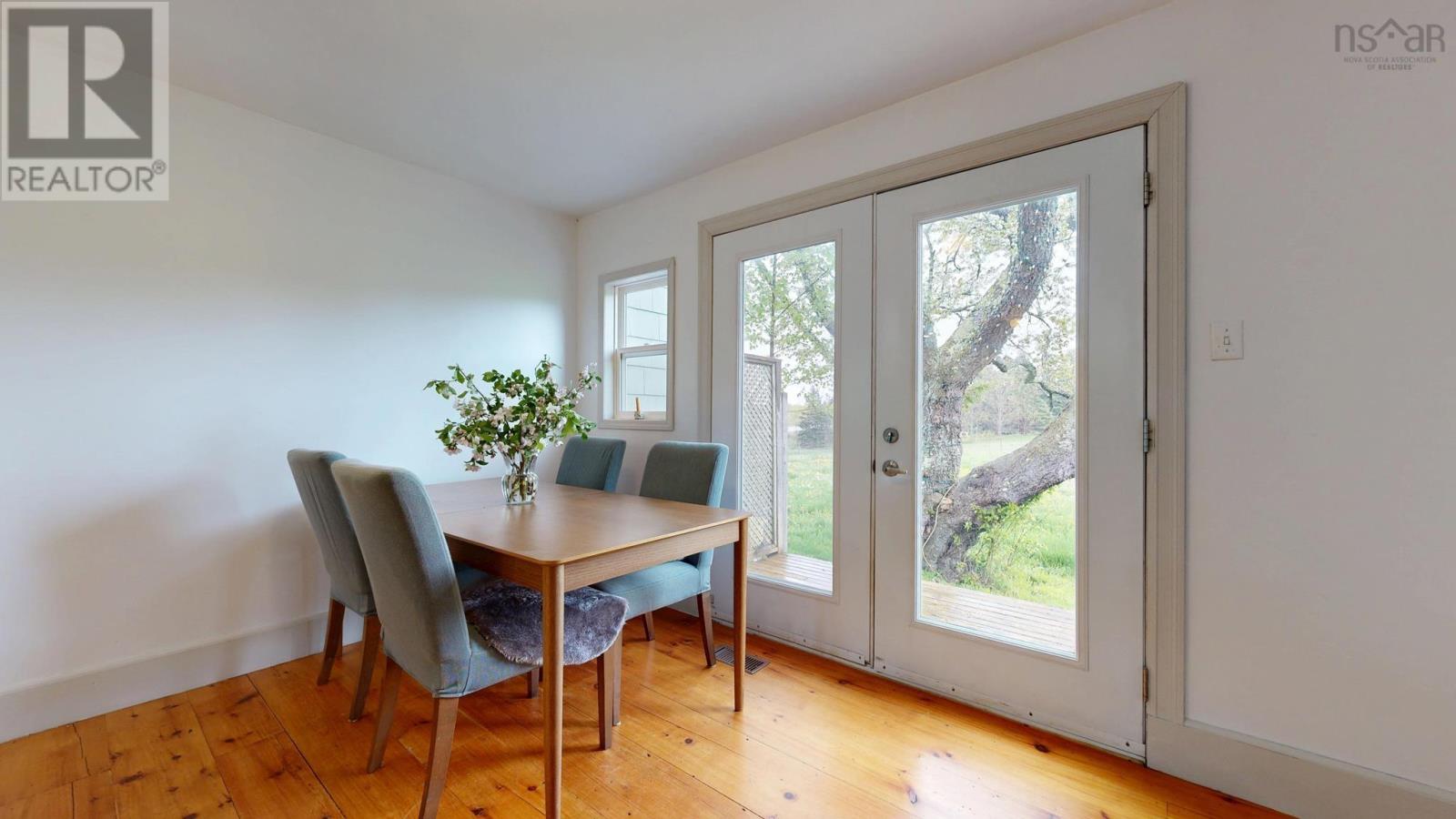 Property 29 of 49 of 12812 Shore Road