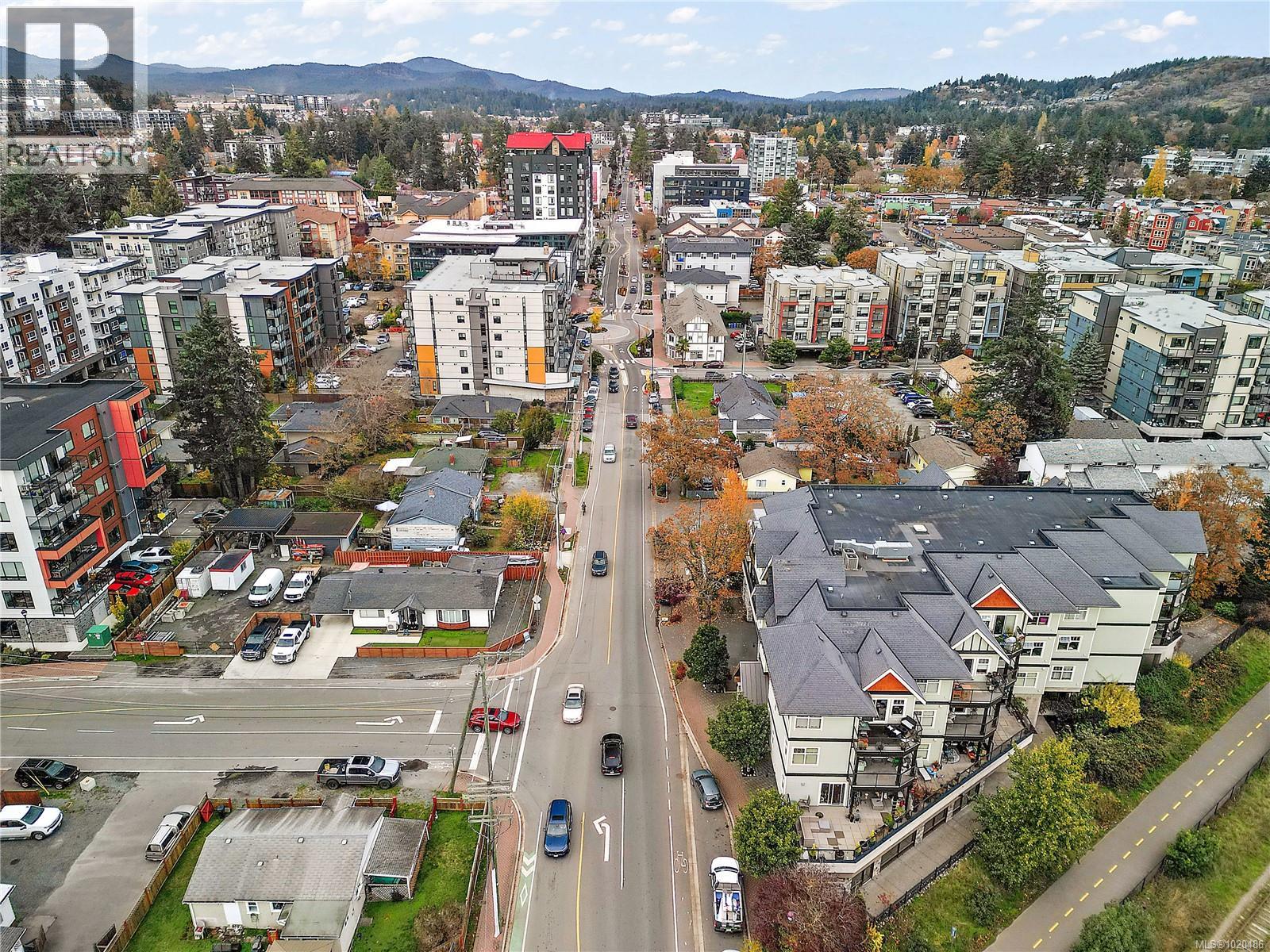 407 2881 Peatt Rd, Langford