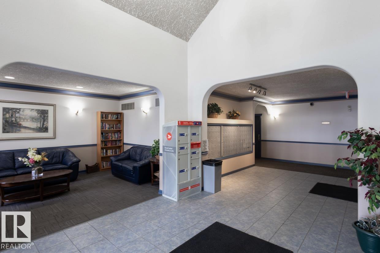 #305 16303 95 ST NW, Edmonton