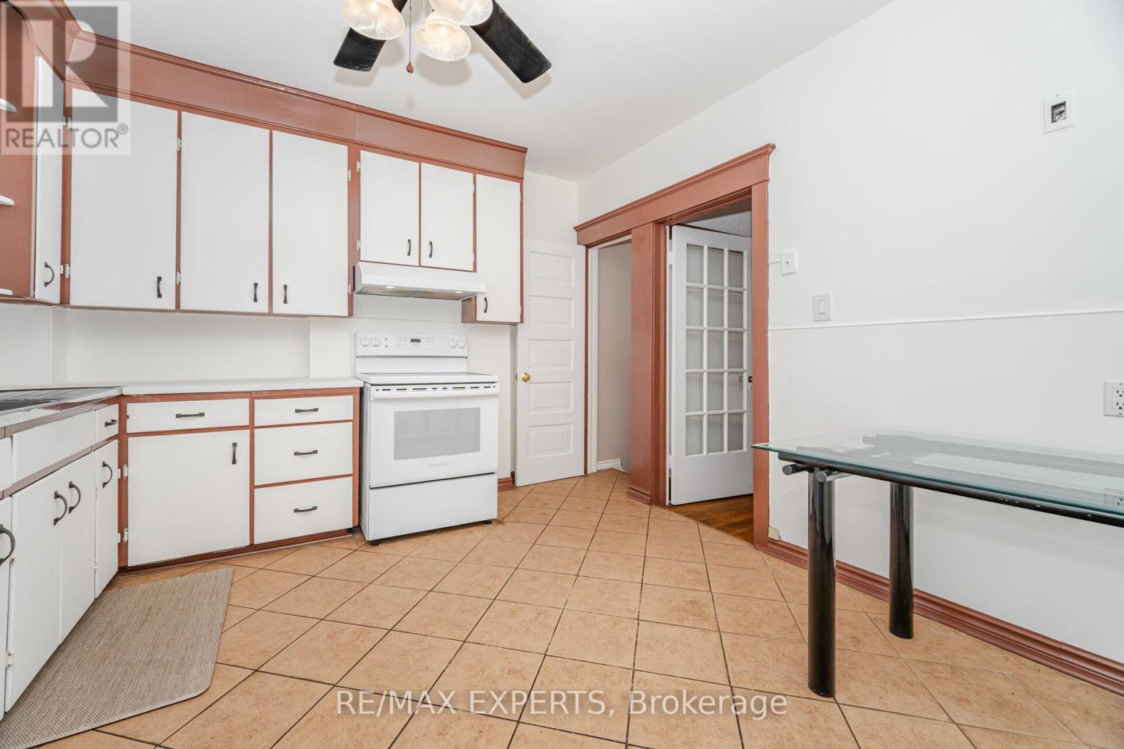 196 SYMINGTON AVENUE - 16