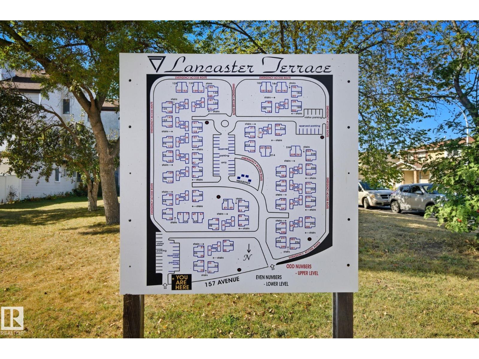 71 Lancaster TC NW, Edmonton