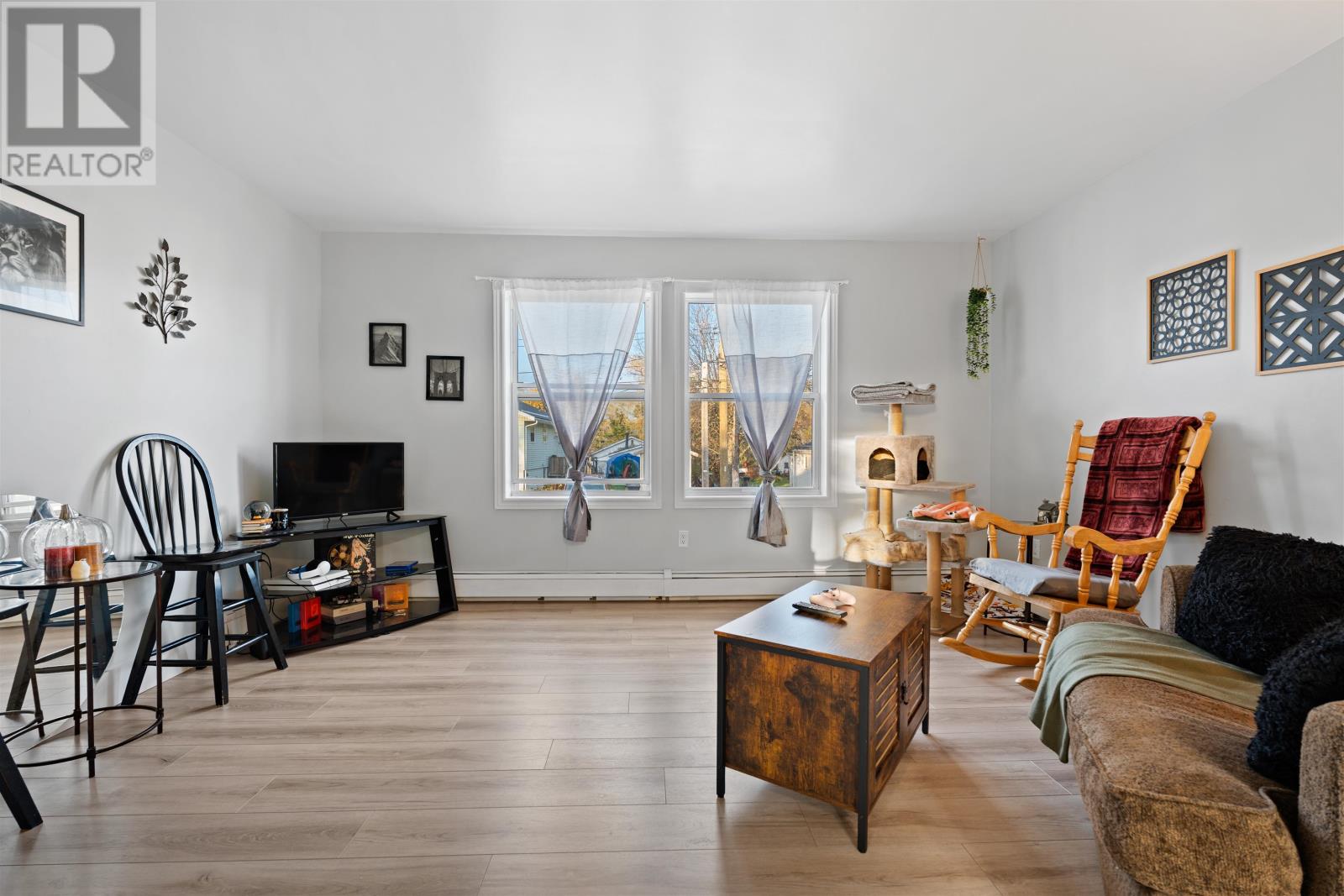 30-32 BARKLEY AVENUE - 12