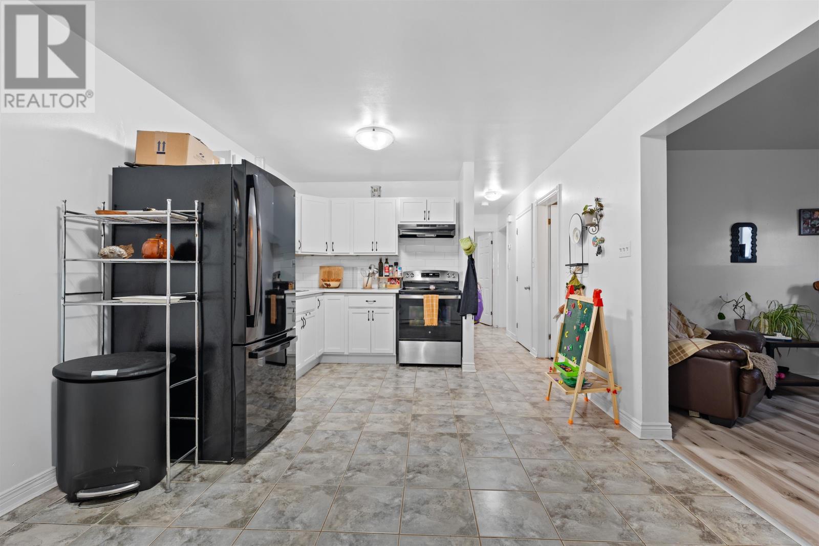 30-32 BARKLEY AVENUE - 23