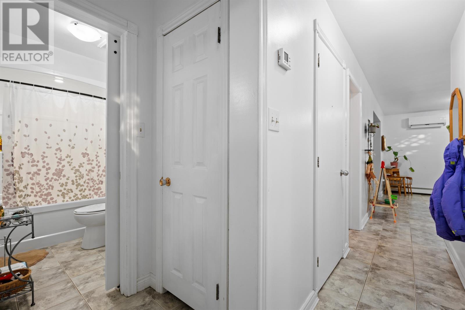 30-32 BARKLEY AVENUE - 28