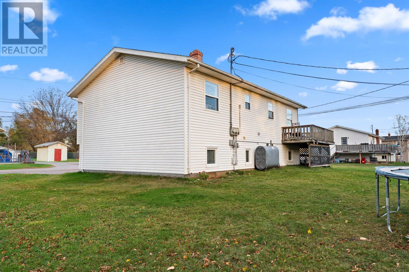 30-32 BARKLEY AVENUE - 37