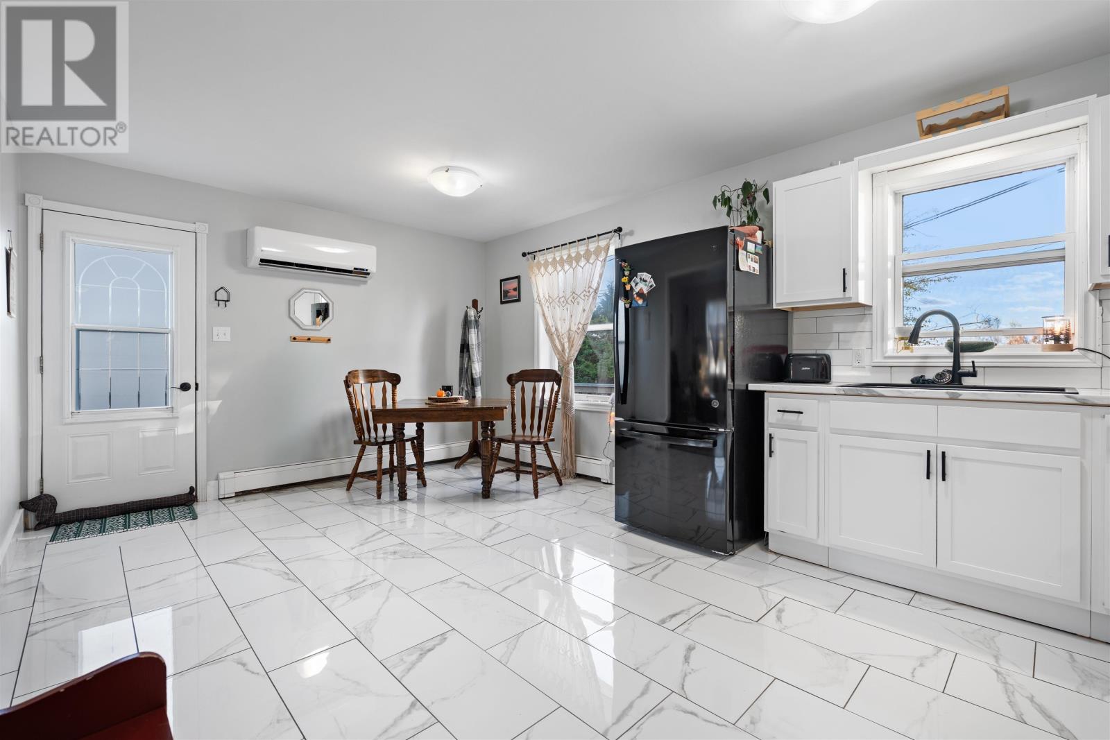 30-32 BARKLEY AVENUE - 7