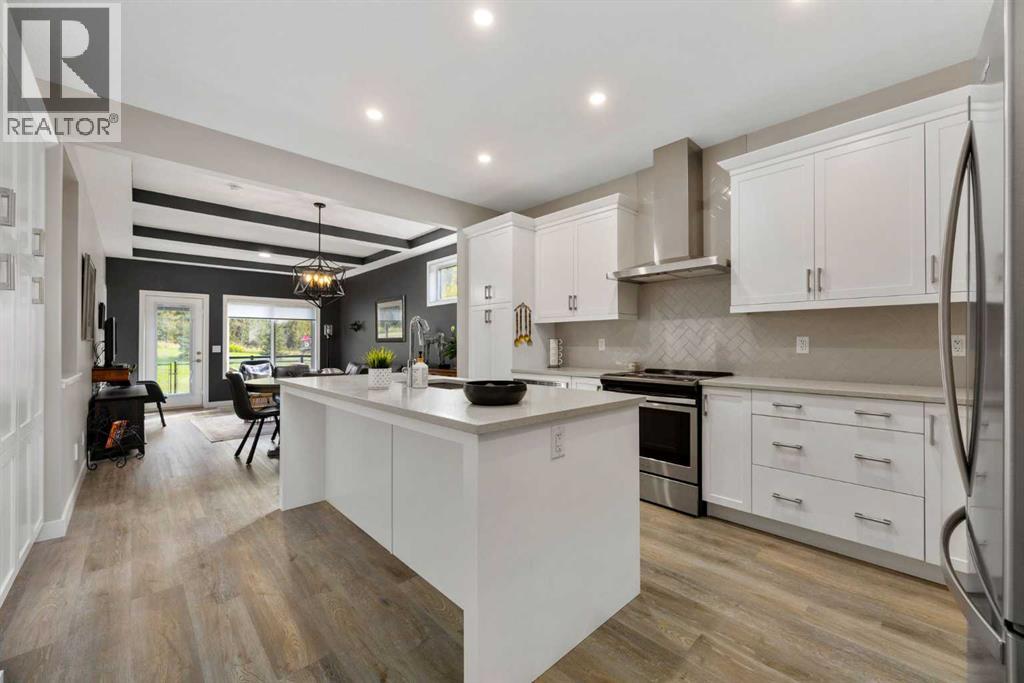 84 Riviera Court, Cochrane