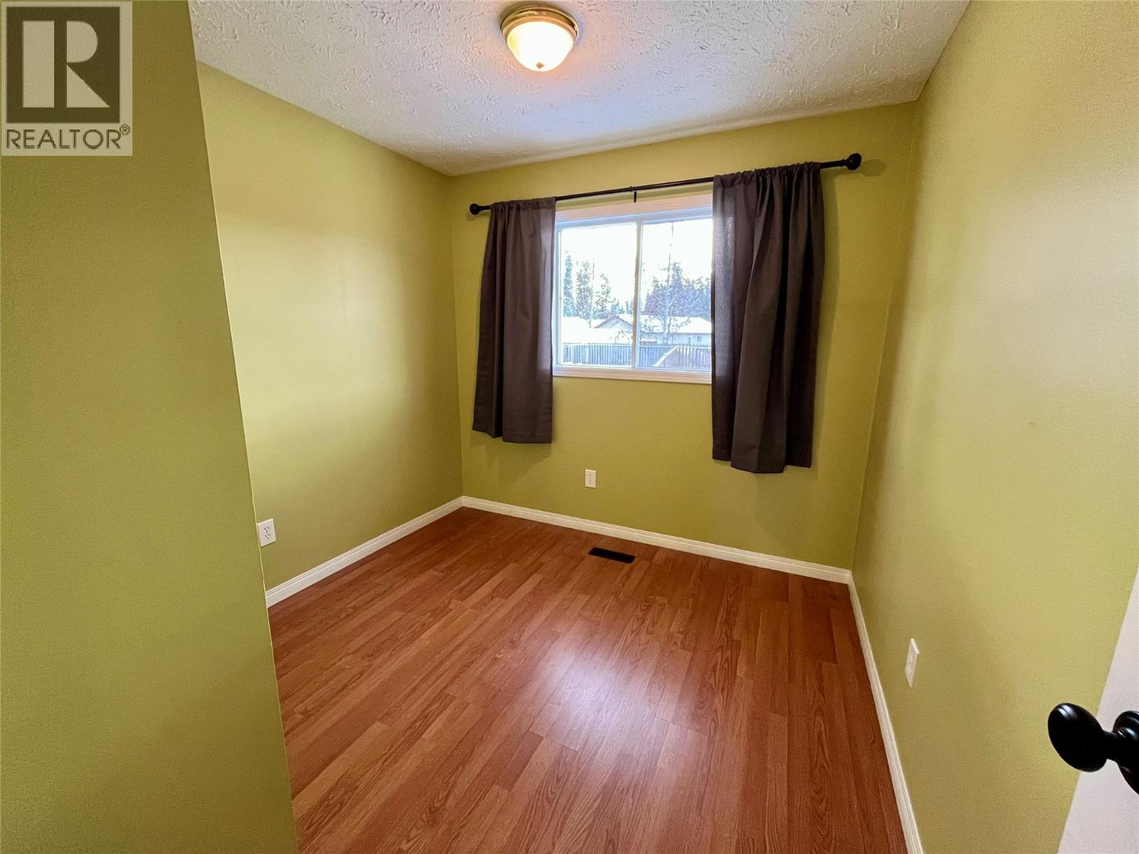 128 Spieker Avenue, Tumbler Ridge