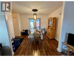 Living room - 128 Spieker Avenue, Tumbler Ridge, BC V0C2W0 Photo 9