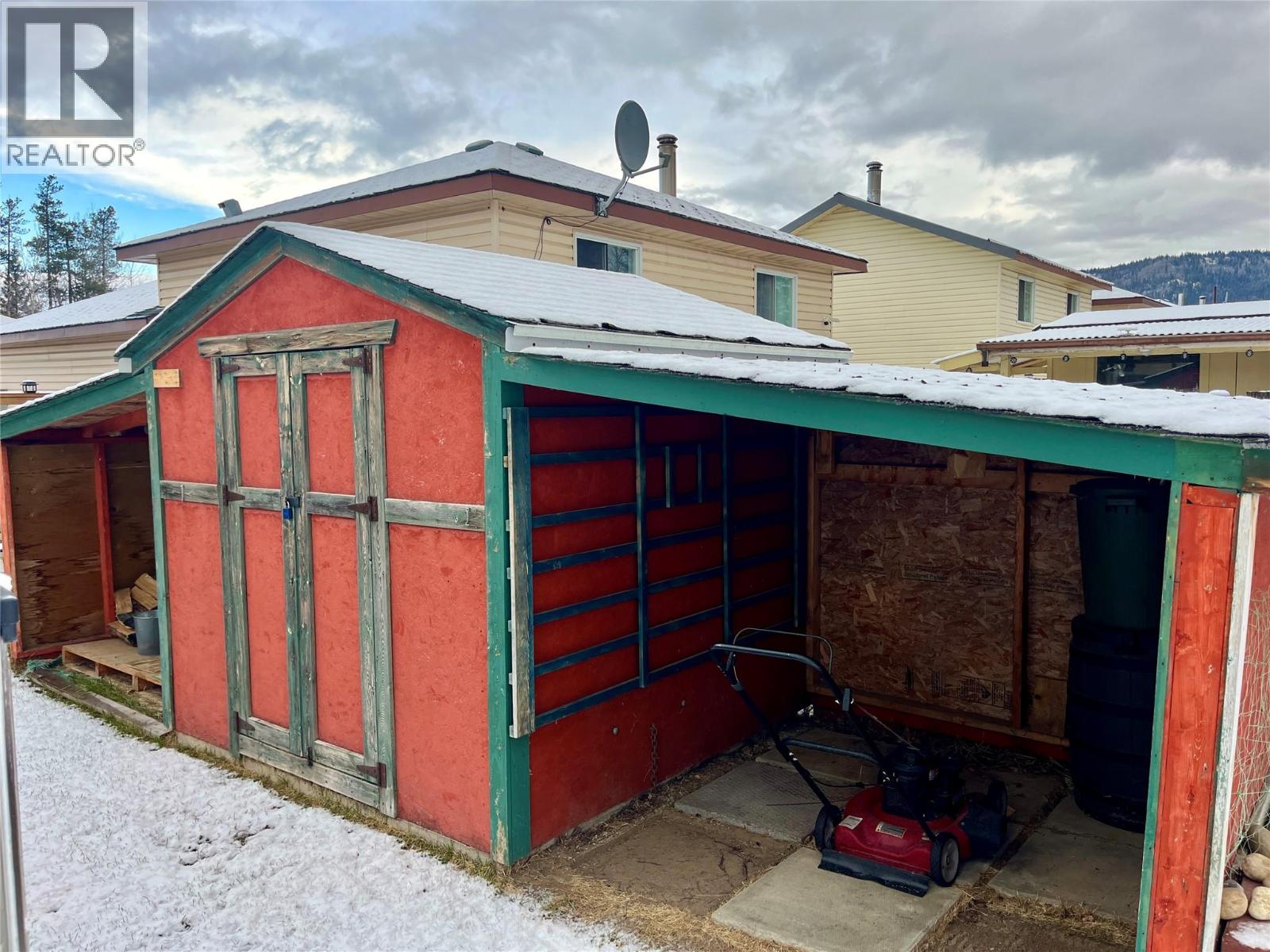 128 Spieker Avenue, Tumbler Ridge