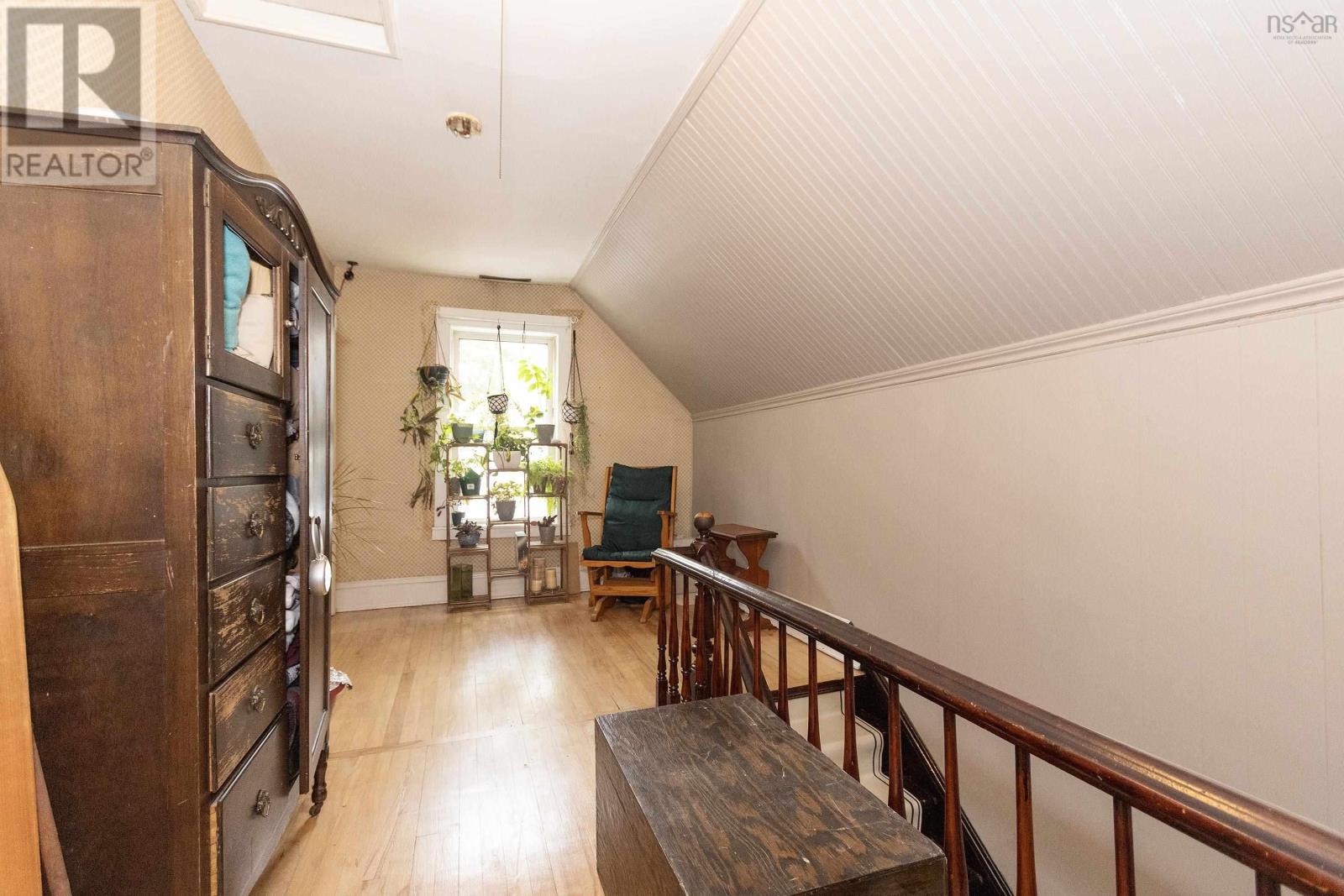 Property 23 of 34 of 26 Starr Street