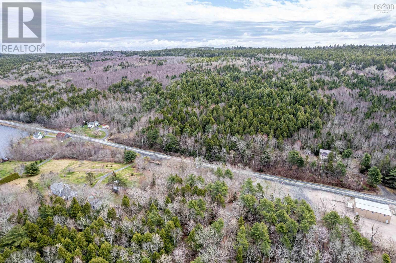 Property 7 of 9 of R Highway 14