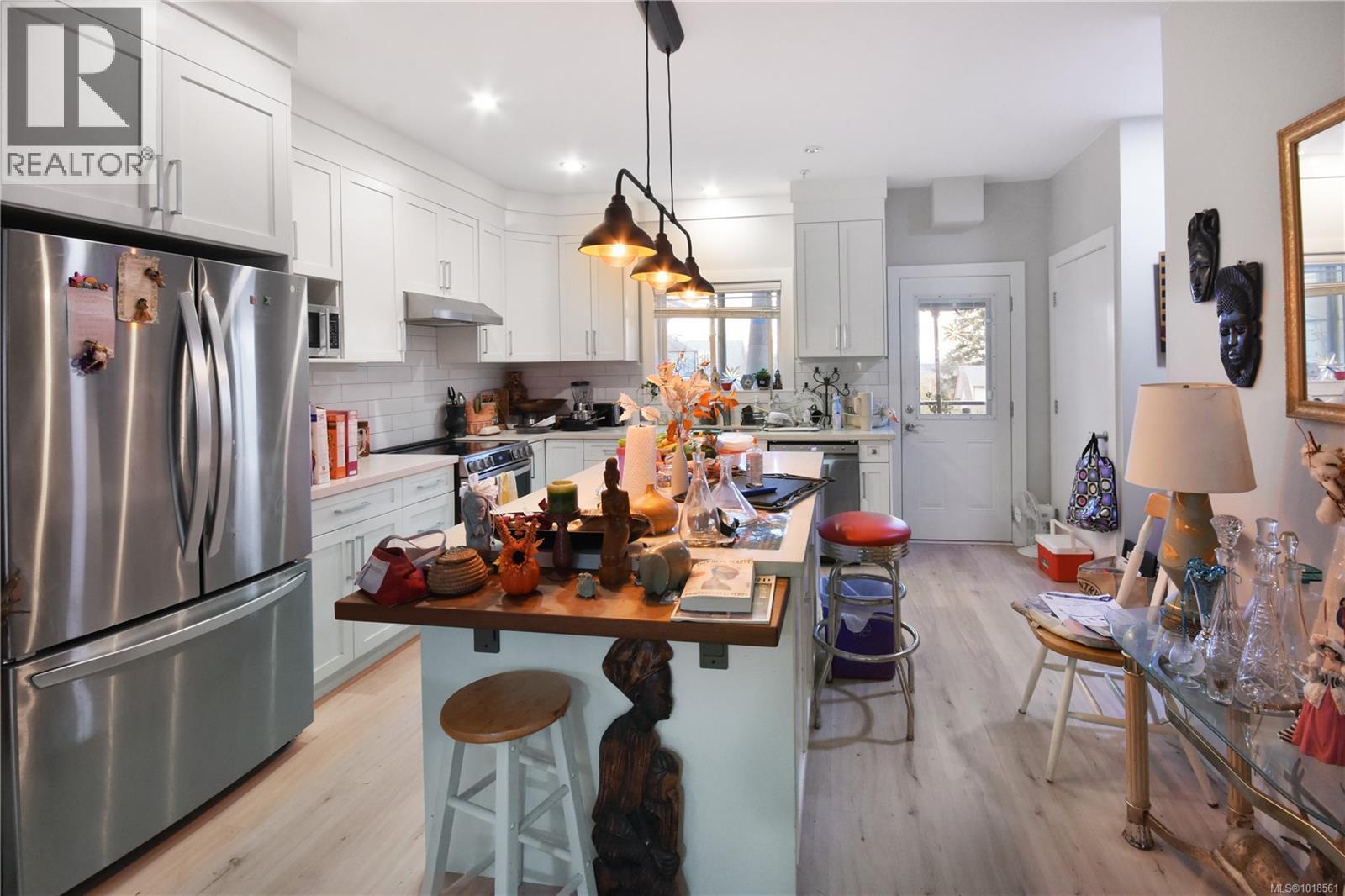 101 253 Victoria Rd, Nanaimo