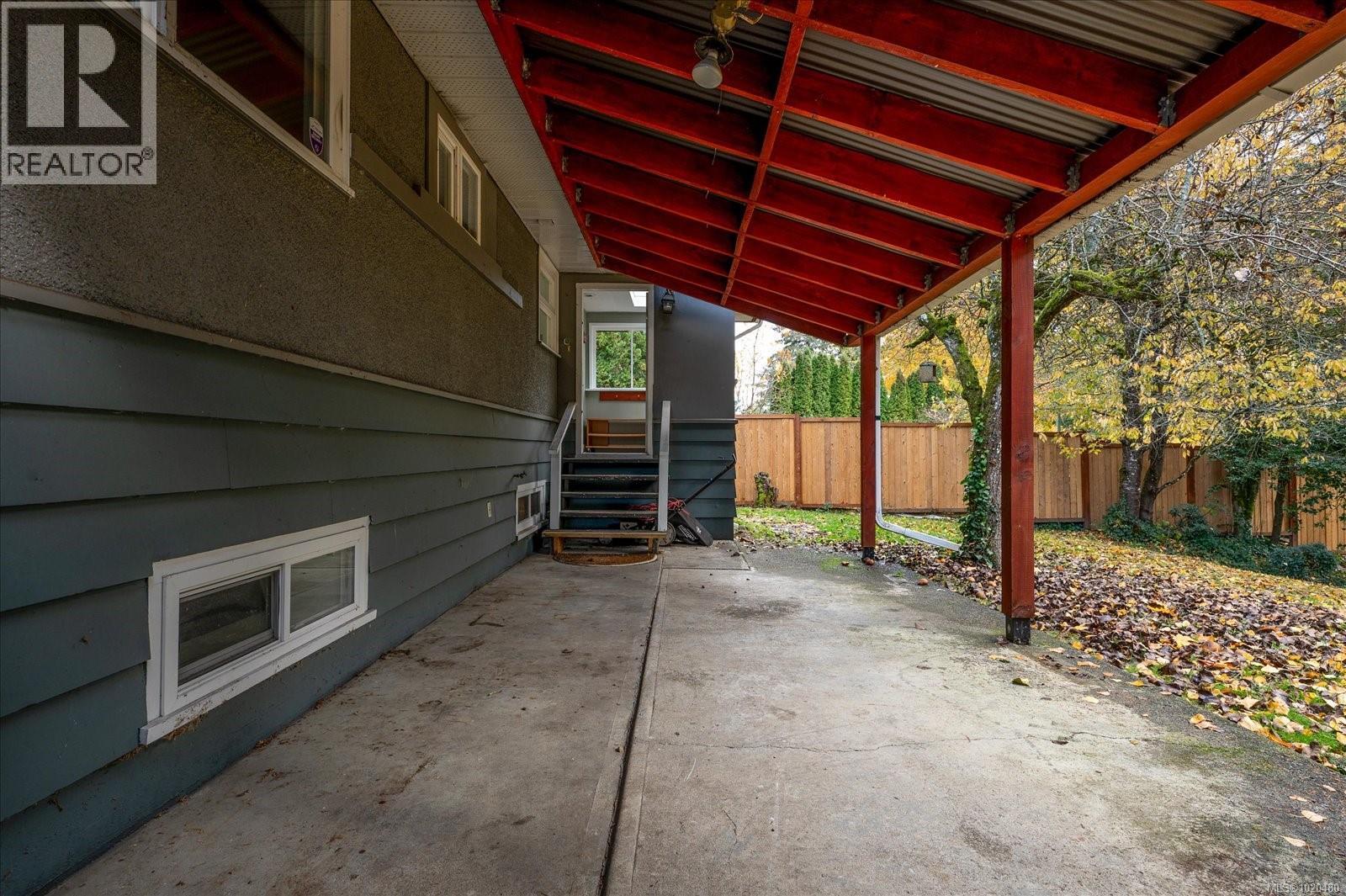 1121 Bush St, Nanaimo