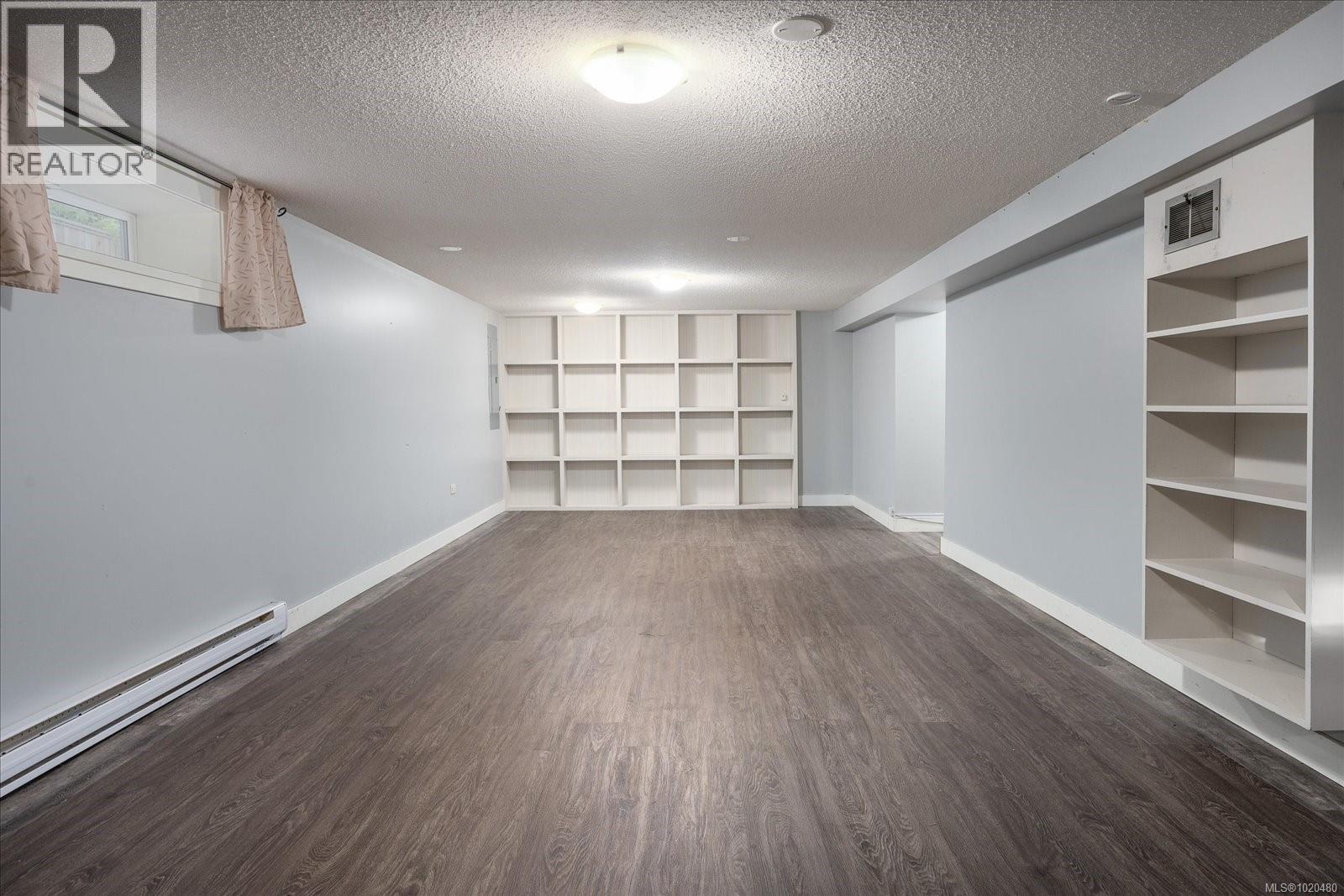 1121 Bush St, Nanaimo