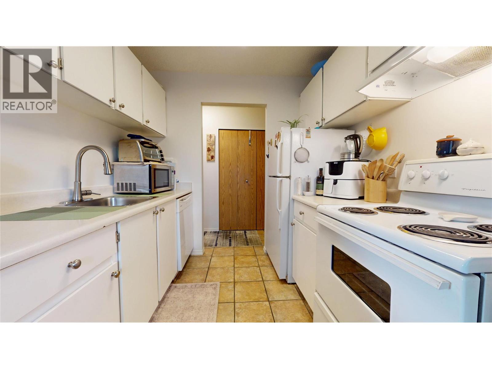 1108 23RD Avenue N Unit# 310, Cranbrook