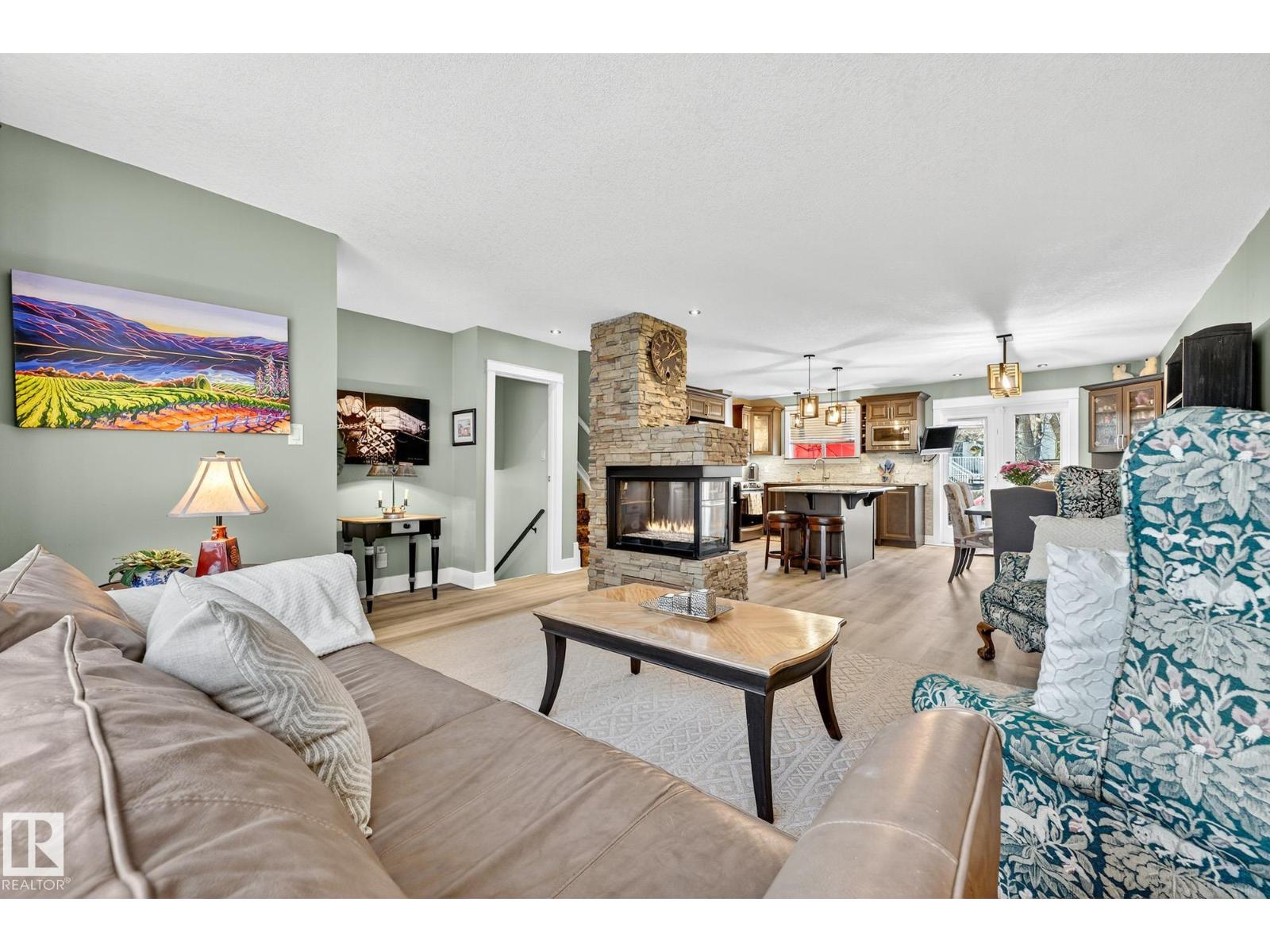 4664 16A AV NW, Edmonton